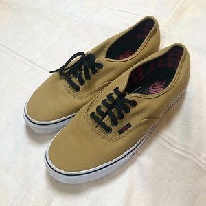 Vans Tan with Black/Red lumberjack interior🌟W’s 11 Excellent Condition